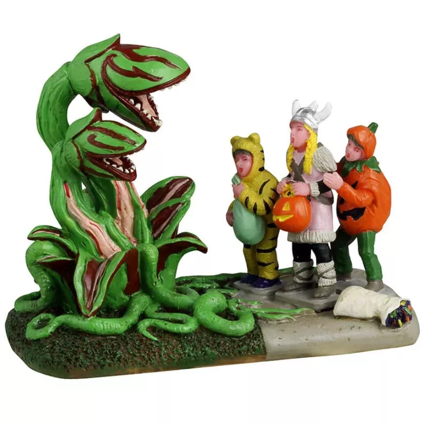 Lemax Spooky Town Terrified Trick-or-Treaters #43701
