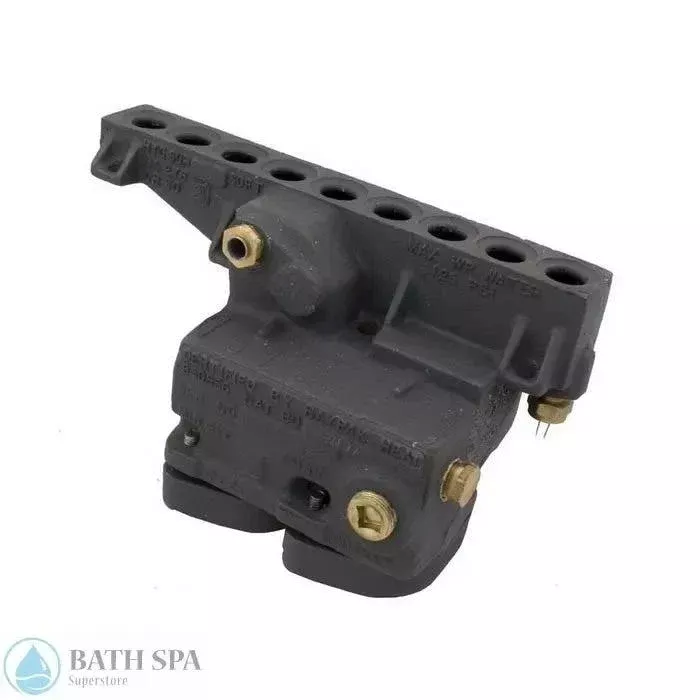 Raypak 185/207A/206A/R185A/R185B CI Inlet/Outlet Header (006730F)