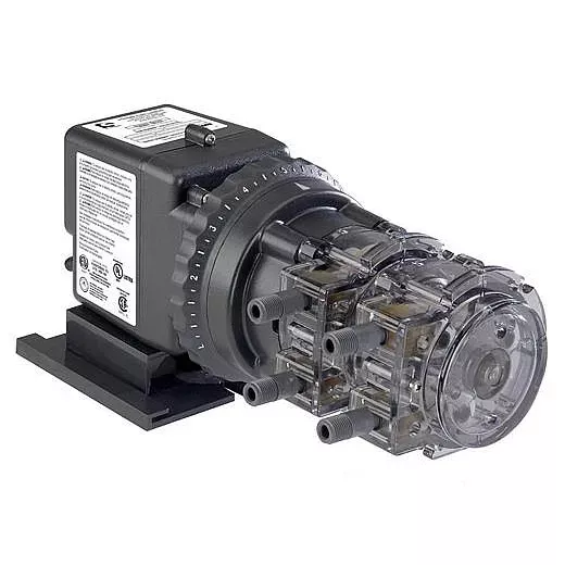 Stenner Classic Series 170DM5 Pump | Double Head Adjustable Output | 170GPD 120V 60Hz USA .375″ White 25PSI | 170JL5A3STAA